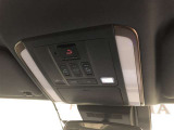 アルファードはDCM(専用車載器)を標準装備したコネクティッドカー!通信機能を利用したサービスが利用可能です。無料利用期間は2029/04/30まで。機能の詳細は展示店舗までお尋ねください。