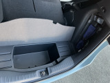 こちらの車両は応急パンクキットが付属しておりますので万が一の際でも安心ですね!(^^)!