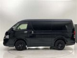 当社の車両本体価格には、納車前の車検整備費用も含まれています。別途で支払う場合、点検費用も安くありません。やっぱりU-Carは総額でも比べる必要がありますね。