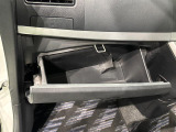 実用的な収納が、車内の各所にあります♪