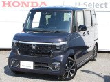 当社試乗車、業務車のN-BOXカスタム(コーディネートスタイル 2トーン)が入庫です。内外装ともにきれいなお車です。