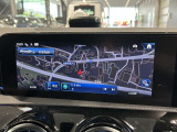 【アットホームな雰囲気のお店です】メルセデスに精通したスタッフが、心をこめてお車選びをお手伝い致します。是非メルセデスベンツへの想いをお聞かせください