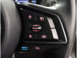 ハンドルから手を放さずに操作出来ますので、安全運転にもつながりますね