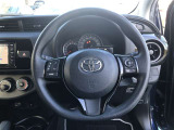 ハンドルは、車を運転する上で、ずっと握っている重要なパーツです。 手にフィットする物が、いいですよね♪