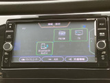 FM・AMラジオやテレビ、Bluetooth Audioなど、音源を選べるメニューを表示。お好みや利用シーンに合わせて切り替えられ、移動中の車内時間を快適に過ごせます。