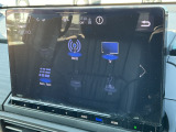 ホンダ純正ナビLXM-247VFLi  11.4インチメモリーナビを装着しております。AM、FM、CD、DVD再生、USB接続、Bluetooth、音楽録音再生、フルセグTVがご使用可能です。