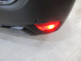 視界不良時の自車位置を後方の車両に認識を促すバックフォグを装備しています。アウトバックはリアバンパー左右についています!