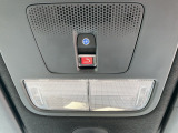 緊急時に車内の「緊急通報ボタン」を押すとHondaTotalCare緊急サポートセンターにつながり、オペレーターが警察・救急への取次ぎを行います!ご利用には、HTCプレミアムのご加入が必要です。