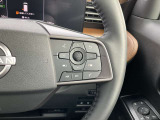 オーディオやハンズフリー通話など簡単に操作できる、便利なステアリングスイッチ付き車です。ハンドル部分で簡単に操作できるので、前方から視線を逸らすことなく運転が出来、大変便利です◎
