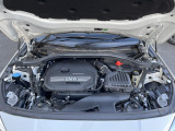 安心のBMW認定中古車は100項目の箇所を徹底的にチェック致します。機械的な箇所や電気系、コンピューターなどをご納車前に点検し、交換基準に達した部品は全て新品に修理返品した後にご納車致します。