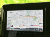 道路や周辺施設が画面上に表示され、目的地までのルート確認に役立ちます。地図を見ながら行き先を把握しやすく、初めて訪れる場所へのお出かけや、普段の移動にも便利にお使いいただけます。