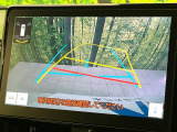 【バックカメラ】駐車時に後方がリアルタイム映像で確認できます。大型商業施設や立体駐車場での駐車時や、夜間のバック時に大活躍!運転スキルに関わらず、今や必須となった装備のひとつです!
