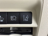 【レーンディパーチャーアラート】ドライバーがウィンカー操作を行わずに車線を逸脱する可能性がある場合、ブザーやディスプレイ表示による警告でお知らせします!