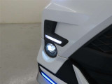 LEDフロントフォグランプを装備しております。