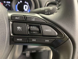 レーダークルーズコントロール(車速追従機能)付きです。車速に応じて追従支援してくれるので、ロングドライブも快適です。詳細は販売店スタッフまでおたずねください。