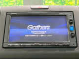 【純正ナビ】人気の純正ナビを装備。オーディオ機能も充実しており、Bluetooth接続すればお持ちのスマホやMP3プレイヤーの音楽を再生可能!毎日の運転がさらに楽しくなります!!