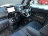 広々とした視界を体感できます。運転が楽しくなりますね。