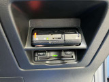 ETC車載器もビルトインタイプで取り付けられておりますので、高速道路の料金所をストレスなく通過して頂けます♪最近ではマストのアイテムですね!