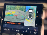 【パノラミックビューモニター】専用のカメラにより、上から見下ろしたような視点で360度クルマの周囲を確認することができます☆死角部分も確認しやすく、狭い場所での切り返しや駐車もスムーズに行えます。