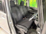 運転席シート廻りは使用感も少なく、良好な状態となっています。丁寧に使われていたことがよくわかりますね。