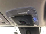 プリウスはDCM(専用車載器)を標準装備したコネクティッドカー!通信機能を利用したサービスが利用可能です。無料利用期間は2028/07/31まで。機能の詳細は展示店舗までお尋ねください。