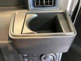 機能、内装・外装の状態、走行距離、修復歴の有無など、細部まで徹底して検査しています!