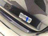 ハイブリッド車にCVTをセットすることで、燃費にも大きく貢献しています。変速ショックも無く、乗り心地もいいですよ。