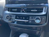 オートエアコン★温度を設定すれば車内を快適に保ってくれます♪