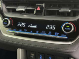 オートエアコンで快適な室内です。