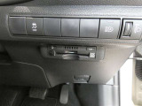 ETC車載器付きです。高速道路の料金所もスムーズに通過できます。※セットアップ費用は別途必要です。