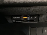 【ETC車載器】もはや必須アイテムのETCを搭載!高速道路のご利用時にとても便利!わずらわしい料金所での現金支払いが不要となりスムーズに通過できます♪