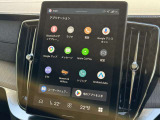 Apple CarPlayも対応していますので、お好みのアプリを使って音楽やニュース、オーディオブックを簡単に聴くこともできます。