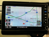 アップルカープレイ対応ギャザズナビ搭載です。知らない道も安心ですね!