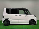 ドアは約90度に開くので荷物も積み込みやすく、乗り降りもしやすい♪ ロングドライブも快適に過ごせる工夫がいっぱいです♪♪