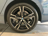 320i Mスポーツの入荷です!お車詳細や展示状況はフリーダイヤル(0078-6002-498412)またはBPS城東鶴見06-6933-6600迄お問合せ下さい。