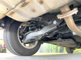 お車を安心してお乗りいただく為には、足回りの定期点検が欠かせません。サービスサポート(有償保証)では無料点検もご提供しており、安心のカーライフをお過ごしいただけるサポート体制が整っています。