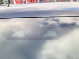 【セーフティシステムプラスA】前方の車両等を検知し、衝突しそうな時は警報で注意を促し、ブレーキを踏む力をサポート。ブレーキを踏めなかった場合は衝突被害軽減ブレーキが作動、衝突回避をサポートします。