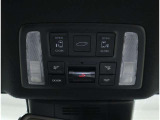 電動のスライドドアで楽々スムース!運転席からも開閉の操作もできます♪キーのスイッチひとつで自動開閉できる便利な機能もついてます♪
