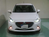 明度の高いLEDヘッドライトで、夜間の運転も安心です。