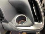 運転席用ドリンクホルダー