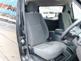 運転席シートになります!!
