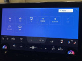 AM/FMチューナー、フルセグTV、Bluetooth接続、USB入力(動画・音楽再生/給電)、HDMI入力、スマートフォン連携機能を標準装備!機能の詳細につきましては、展示店舗までお尋ねください。