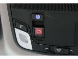 緊急通報ボタンが装備されています。ホンダコネクト対応。ご利用には、Honda Total Care プレミアムのご加入が必要です。