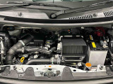 エンジンルーム内もクリーニング作業により、綺麗な状態に仕上がっています