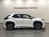 【まるごとクリーニング】シートを取り外し、車内を徹底洗浄。隅々まで丁寧に仕上げています。