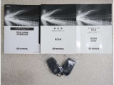 キーを取り出さずにドアを施錠&解錠。クルマの始動も可能です。