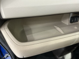 専門業者にて内外装のクリーニングを実施しております!
