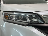 LEDヘッドライトは、点灯の瞬間から最大光量を発揮し、突然暗くなるトンネルなどでの安定感を高めます。