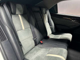 車内もキレイで嫌な臭いもありません☆気になる方は内装のスチームクリーナーも施工可能です♪