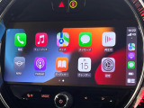 ●Apple Car Play:スマホとの有線接続で、ナビ・オーディオ再生などスマホのアプリ機能が画面でも使える便利機能です!